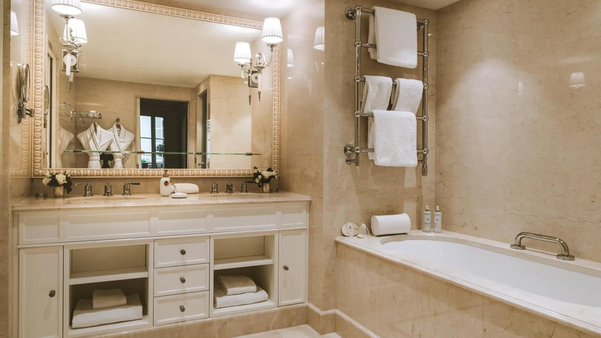 Hotel Splendide Royal Paris - Relais & Chateaux