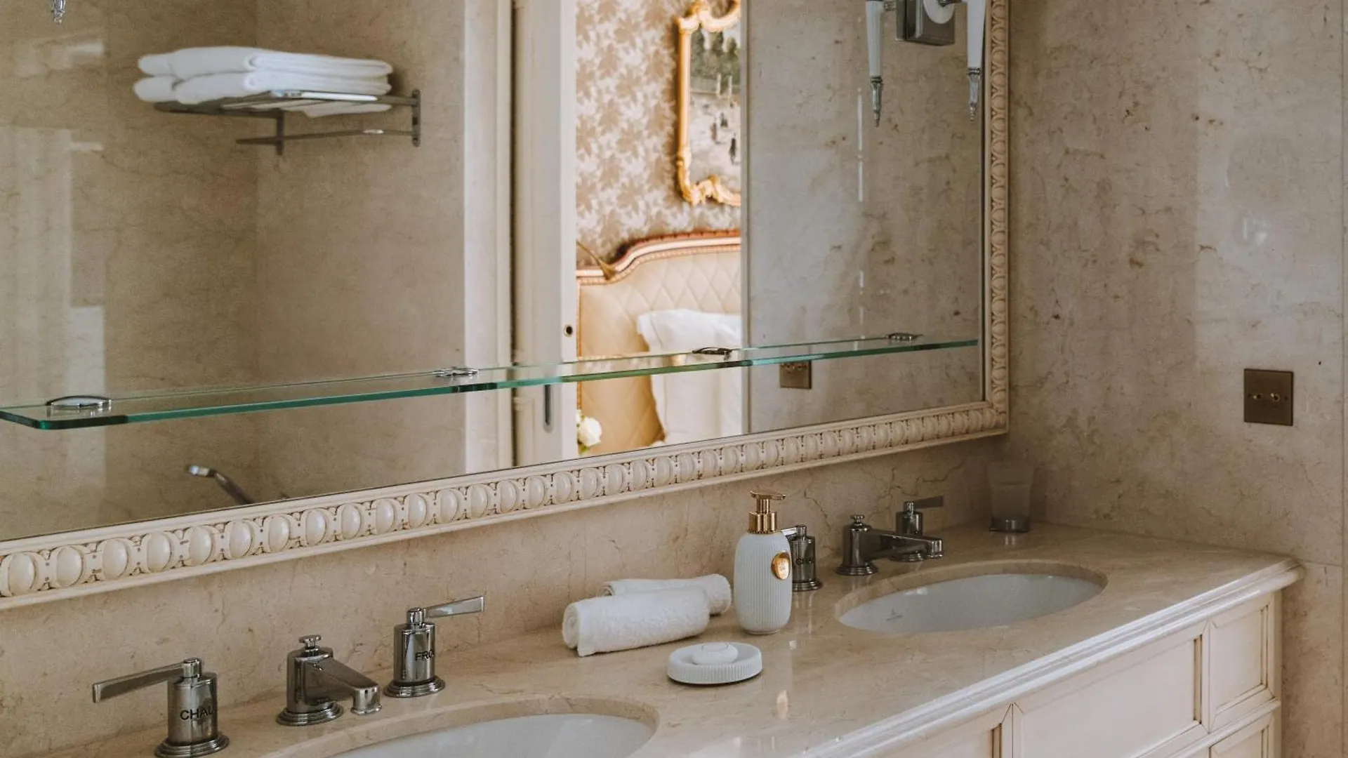 Hotel Splendide Royal Paris - Relais & Chateaux 5*,