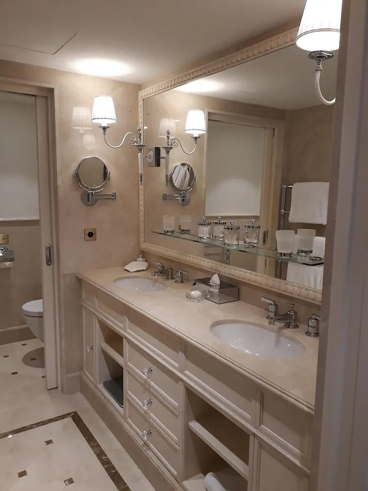 Hotel Splendide Royal Paris - Relais & Chateaux 5*,  Francia